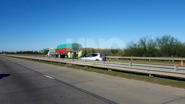 Buscan a un camión que sería el causante de un accidente sobre la Circunvalación Oeste