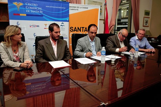 El Municipio y el Centro Comercial promueven las Buenas Prácticas Comerciales