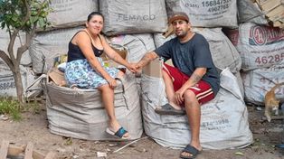 Los cartoneros de Roldán consiguieron trabajo en una empresa y un comercio. El Laki también recibió propuestas artísticas.