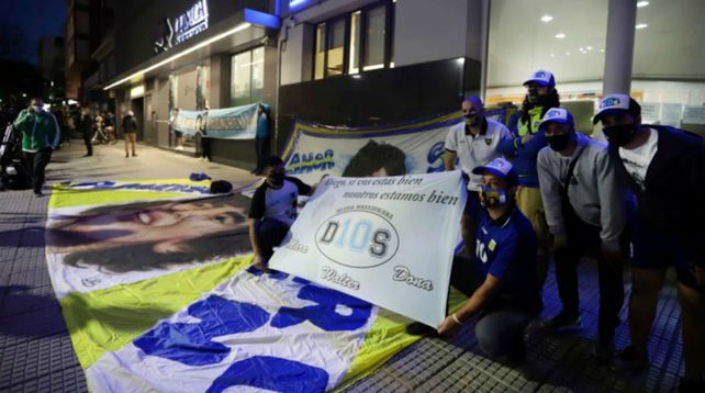 Miembros de la denominada Iglesia maradoniana acompañaron a Diego.&nbsp;