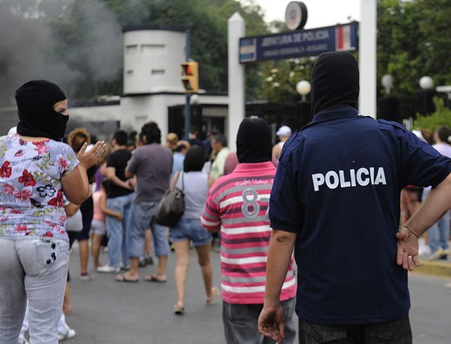 El paro policial se desarrolló entre el 9 y el 18 de diciembre.