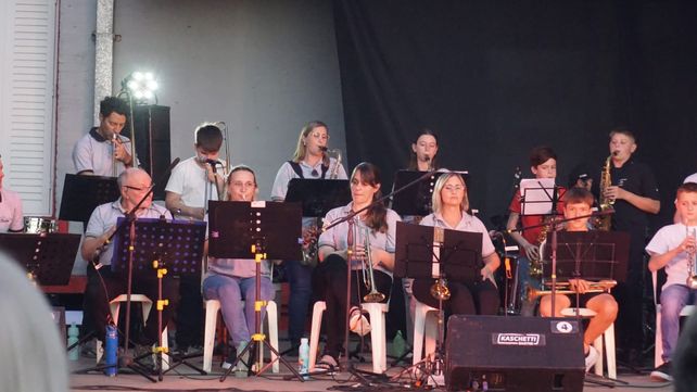 Las bandas regionales sonaron en un nuevo encuentro en Sastre