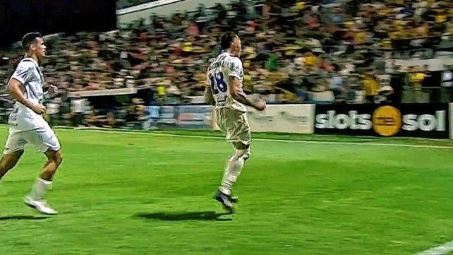 Colón, atento al nivel que viene mostrando Sanguina en Ameliano