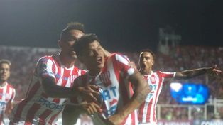 Unión goleó 3-0 a Atlético Mineiro y viaja con mucha tranquilidad a Belo Horizonte