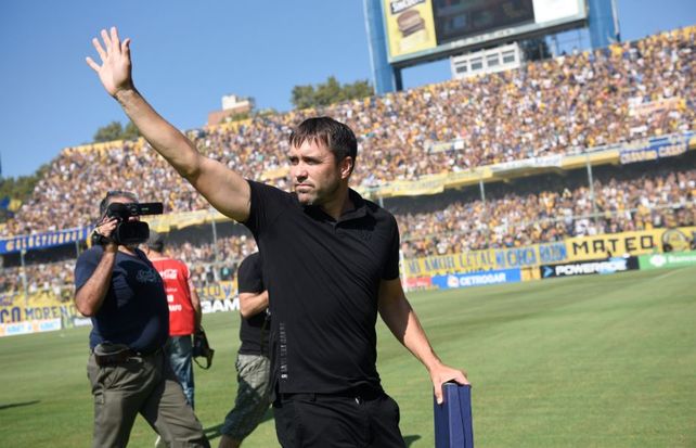 La primera vez que Coudet enfrentó a Central como técnico. Al Canalla lo dirigía Leo Fernández.
