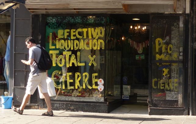 Peatonal. Sobre Córdoba