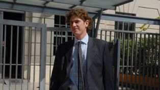 El ex ministro de Econom&iacute;a Mart&iacute;n Lousteau, a las trompadas en una boda