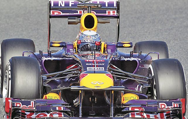 Vettel tuvo problemas y Pérez fue el más veloz