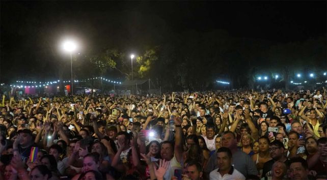 Uno de los principales atractivos de la Fiesta de las Culturas son los números músicales con presencia de cantantes de renombre &nbsp;nacional.