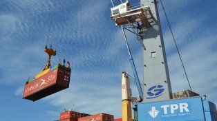 Conflictos en puertos de Rosario: exportadores no quieren pagar los costos extras
