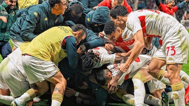 Genoa derrotó a Sassuolo y salió del fondo en la Serie A