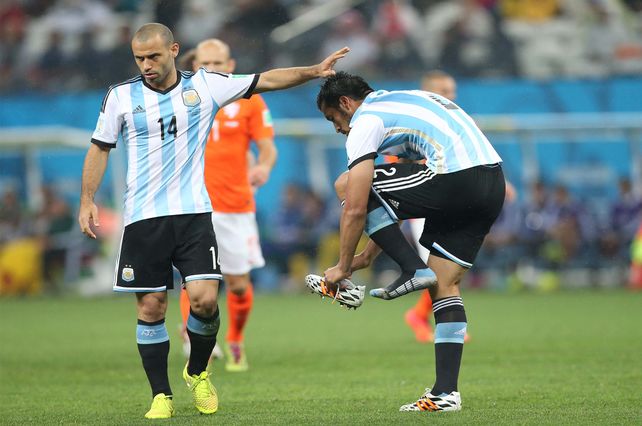 La bomba de de Garay...¡con un botín en la mano!