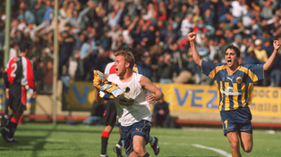 Luciano Figueroa grita el primer gol de Central cuando los canallas vencieron a Newells en el Coloso tras 8.124 días.
