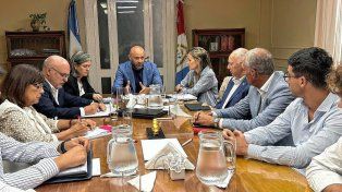El encuentro se llevó a cabo luego de la reunión que el ministro Puccini mantuvo con el director ejecutivo de la Agencia Nacional de Puertos y Navegación