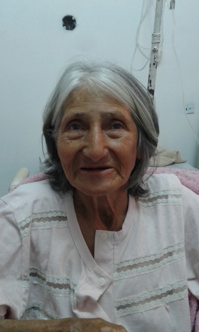 Buscan a familiares de una mujer internada en el hospital Sayago