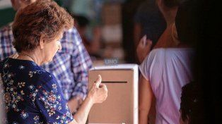 Desdoblamiento o unificación electoral: qué opina el arco político entrerriano