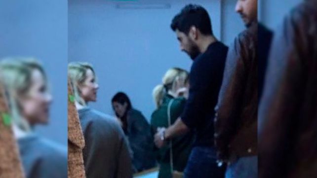 A Nicole Neumann y Facundo Moyano se los vio juntos anoche en el Monumental