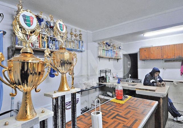 El club se llevó dos trofeos del torneo en CAVES de la semana pasada.
