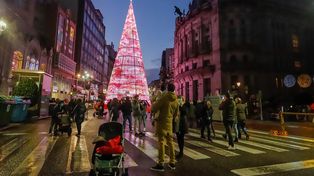 El mundo se ilumina esperando la Navidad