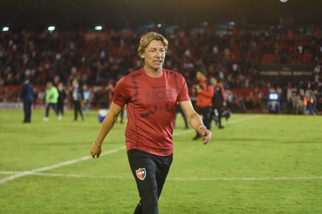 Gabriel Heinze se mostró conforme tras el triunfo.