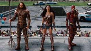 Jason Momoa (Aquaman), &nbsp;Gal Gadot (La Mujer Maravilla) y Ezra Miller (Flash) retomarían sus personajes en futuras entregas.
