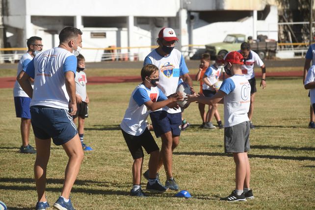 Gracias, San Agustín XV, un abrazo