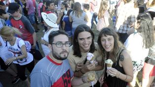 Rosario despide el último fin de semana largo del año con miles de visitantes