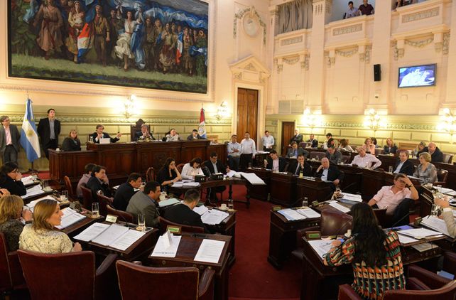La Cámara de Diputados sancionó sobre tablas la ley de descanso dominical en la provincia