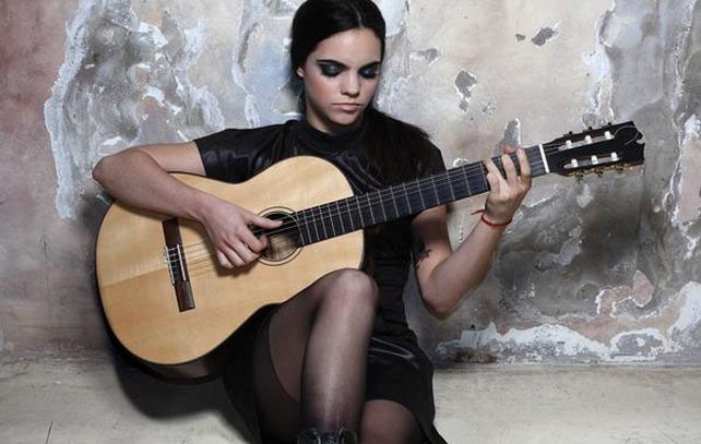 Loli Molina presentará su rico repertorio en una noche para recordar.