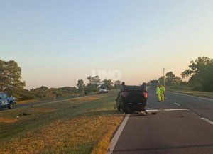 Accidente en la Autopista Santa Fe–Rosario: un auto chocó contra un caballo y el conductor quedó internado