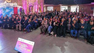 Santa Fe reúne a más de 350 dirigentes deportivos en un congreso provincial