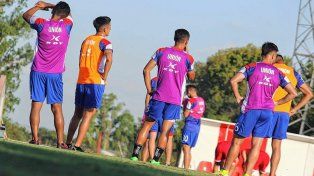 Gustavo Munúa, obligado a meter mano en Unión