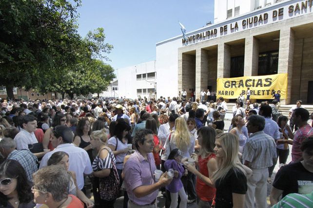 En su último día de gestión, Barletta se despidió de sus funcionarios y de su personal