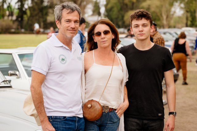 Flia Parra.