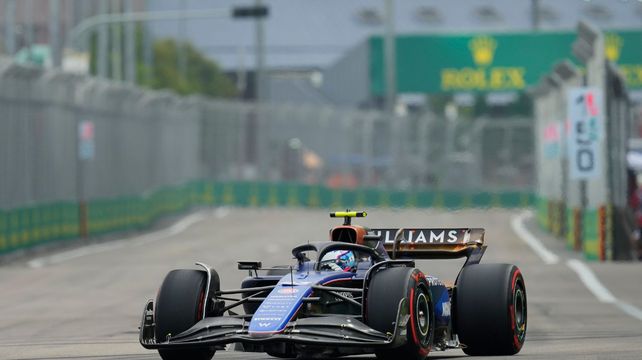 Franco Colapinto inició el tercer GP de Fórmula Uno en el callejero de Marina Bay