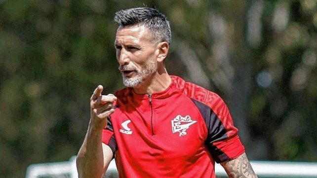 Pablo Quatrocchi se encamina para ser el nuevo DT de Alvarado en Primera Nacional.
