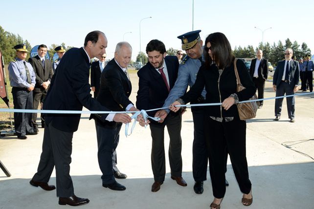 Nuevo puesto de la Policía de Seguridad Vial en la autopista Santa Fe Rosario