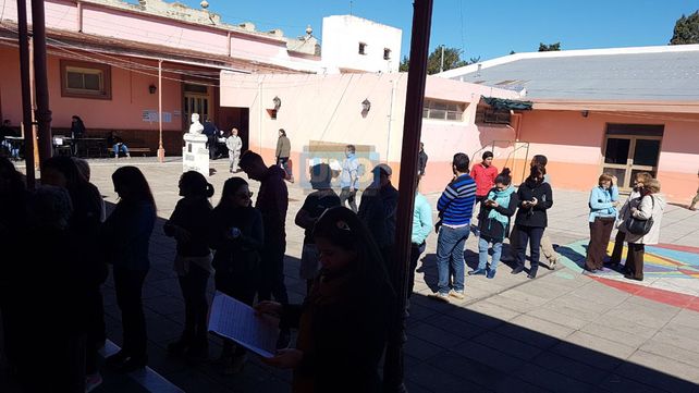 Victoria: Incidentes por vecinos que quisieron votar con el DNI verde