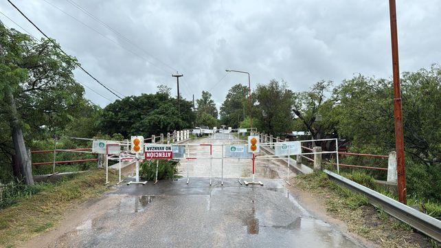 Corte total de tránsito en el puente de acceso a Colastiné Sur