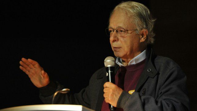 Frei Betto propone una pedagogía que no reproduzca las características de un sistema capitalista, "cuyo valor principal es la competencia y no la solidaridad".