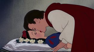 Llueven las críticas a Blancanieves por el beso no consensuado del príncipe