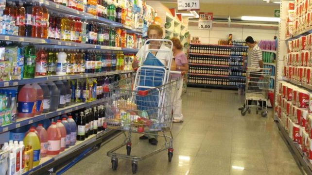 Alimentos: las subas en Rosario duplican el salario promedio