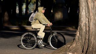 El tiempo en Rosario: sube la temperatura de a poco en un lunes despejado