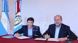 Arroyo presentó la Tarjeta Alimentaria y alcanzaría en Santa Fe a 40 mil personas