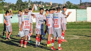 Atlético Paraná ganó y se metió en semifinales. Foto Esteban Bonsi/Minuto a Minuto
