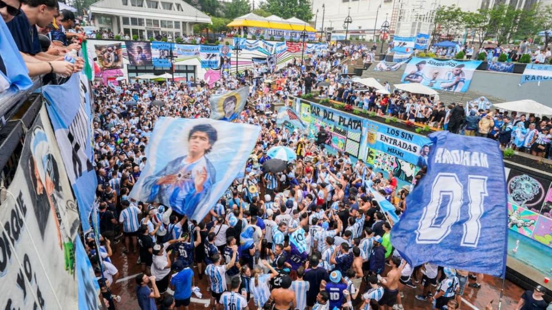 Precios récords: La reventa de entradas para el partido entre Argentina y España supera los US$10.000.
