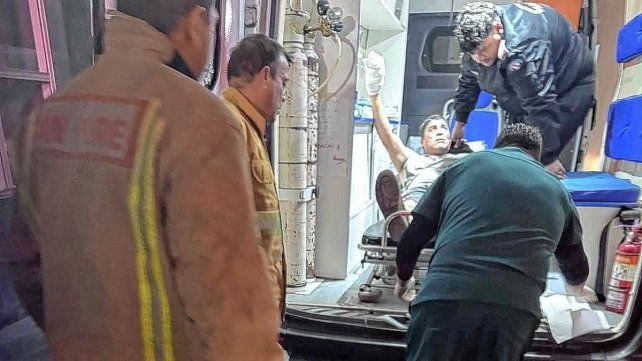 San Benito: una persona quedó atrapada en una sobadora y debió ser hospitalizada.