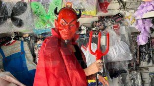 Halloween 2025 en Paraná: a horas de la noche más espeluznante disfraces, accesorios y libros de terror