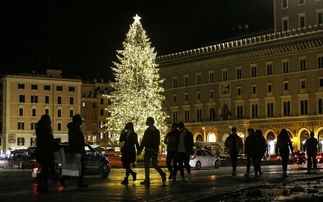 El mundo se ilumina esperando la Navidad
