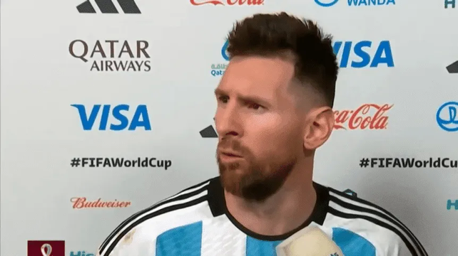 Se enojó el capitán. Messi interrumpió una nota para gritarle a Wout Weghorst